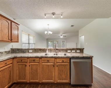 9139 Grand Canal Drive - Photo Thumbnail 16