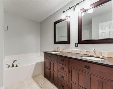 9139 Grand Canal Drive - Photo Thumbnail 27
