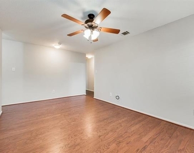 9139 Grand Canal Drive - Photo Thumbnail 23