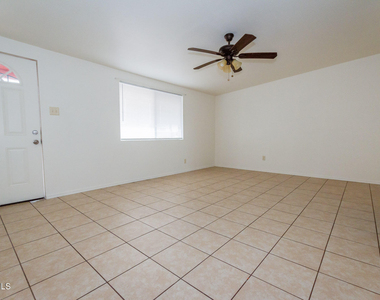 3799 E Foothills Drive - Photo Thumbnail 3