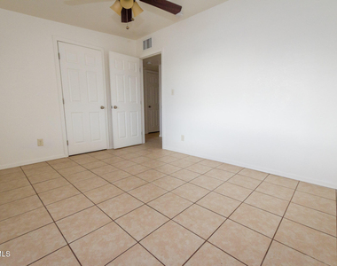 3799 E Foothills Drive - Photo Thumbnail 15