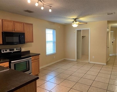 4854 Waterford Drive - Photo Thumbnail 8