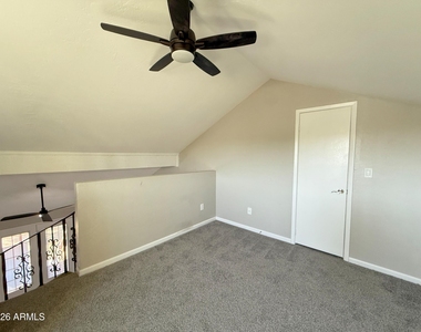 4901 S Calle Los Cerros Drive - Photo Thumbnail 13