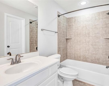 631 Kirby Drive - Photo Thumbnail 9