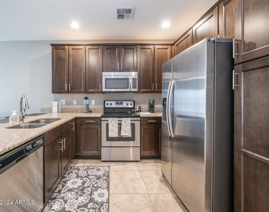 2511 W Queen Creek Road - Photo Thumbnail 10