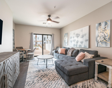 2511 W Queen Creek Road - Photo Thumbnail 2