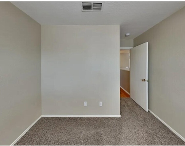 11821 W Laurel Lane - Photo Thumbnail 11