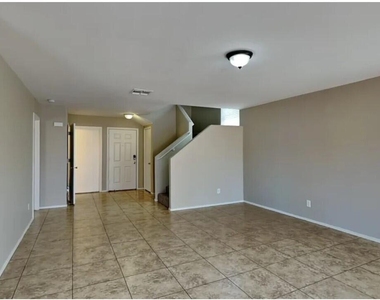 11821 W Laurel Lane - Photo Thumbnail 1
