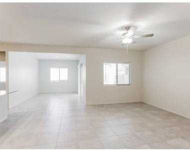 25357 W Chipman Road - Photo Thumbnail 2