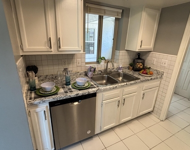15801 N 29th Street - Photo Thumbnail 8