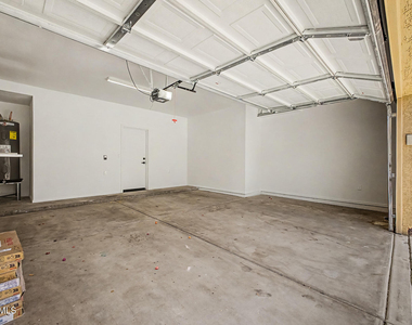 2084 N Sunset Drive - Photo Thumbnail 28