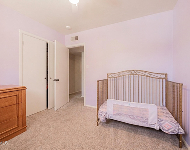 1838 E Hazelwood Street - Photo Thumbnail 23