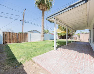 1838 E Hazelwood Street - Photo Thumbnail 28