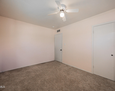 1838 E Hazelwood Street - Photo Thumbnail 21