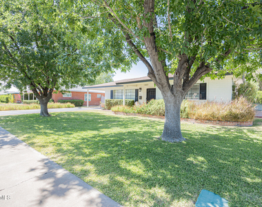 1838 E Hazelwood Street - Photo Thumbnail 2