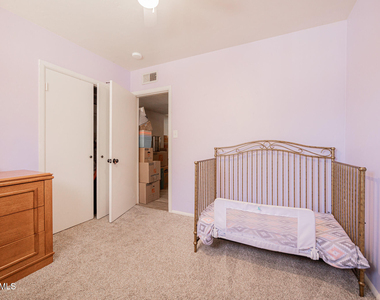 1838 E Hazelwood Street - Photo Thumbnail 18