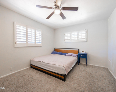 1838 E Hazelwood Street - Photo Thumbnail 13