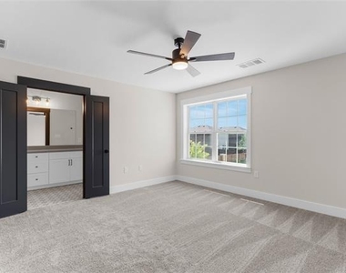 1658 Palladio Loop - Photo Thumbnail 13