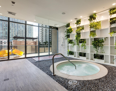 55 Sw 9th Street - Photo Thumbnail 16