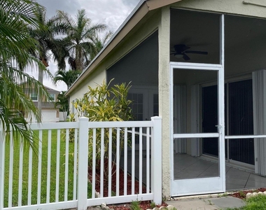 6264 Lansdowne Circle - Photo Thumbnail 20