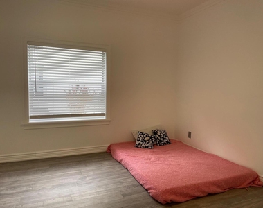 6264 Lansdowne Circle - Photo Thumbnail 15