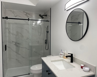 6264 Lansdowne Circle - Photo Thumbnail 17