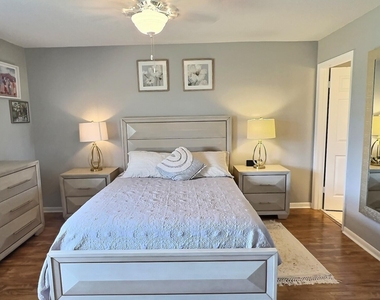 4682 E Lucerne Lakes Blvd Boulevard E - Photo Thumbnail 7