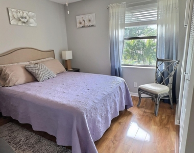 4682 E Lucerne Lakes Blvd Boulevard E - Photo Thumbnail 8