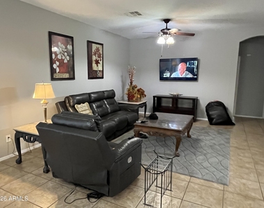 16597 W Madison Street - Photo Thumbnail 8
