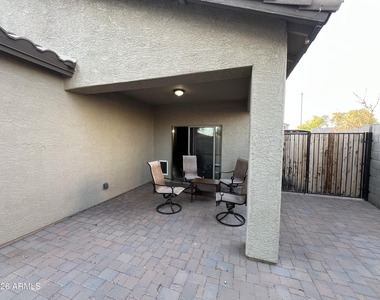 16597 W Madison Street - Photo Thumbnail 4