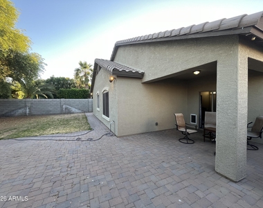 16597 W Madison Street - Photo Thumbnail 5