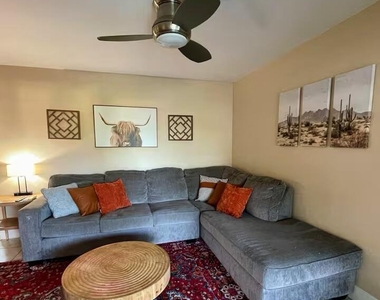 7501 E Minnezona Avenue - Photo Thumbnail 13