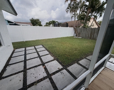 6249 Foster Street - Photo Thumbnail 23