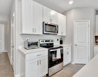 345 Se Angler Drive - Photo Thumbnail 10
