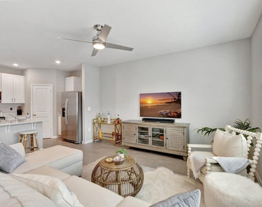 345 Se Angler Drive - Photo Thumbnail 12