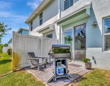 345 Se Angler Drive - Photo Thumbnail 38