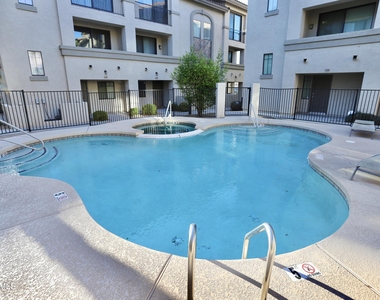 2315 N 52nd Street - Photo Thumbnail 15