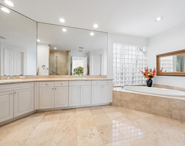 8080 Sandhill Court - Photo Thumbnail 18