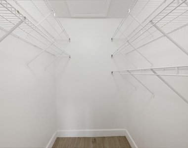 5214 Stacy Street - Photo Thumbnail 12