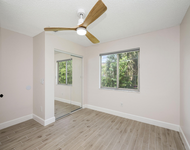 5214 Stacy Street - Photo Thumbnail 14