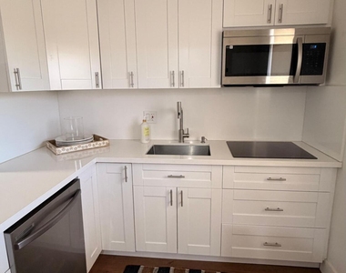 5750 Nw 64th Avenue - Photo Thumbnail 2