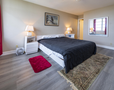 6911 Environ Boulevard - Photo Thumbnail 9