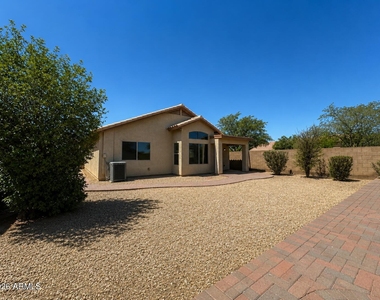 5256 W Pleasant Lane - Photo Thumbnail 17