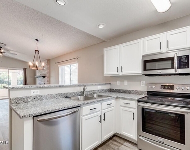 1120 N Val Vista Drive - Photo Thumbnail 3