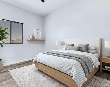 10153 W Wenden Drive - Photo Thumbnail 8