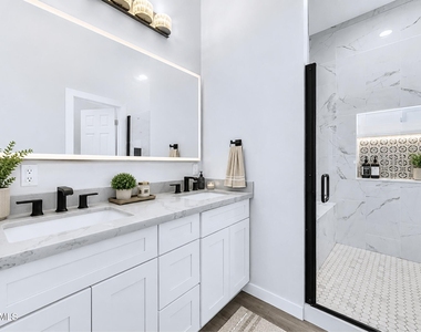 10153 W Wenden Drive - Photo Thumbnail 6