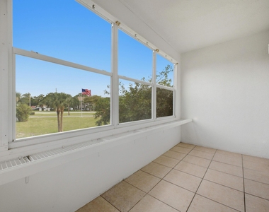 6289 Lear Drive - Photo Thumbnail 18
