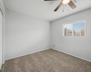 10033 N 9th Avenue - Photo Thumbnail 6