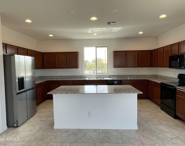 14274 W Bronco Trail - Photo Thumbnail 5