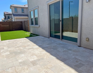 14274 W Bronco Trail - Photo Thumbnail 18